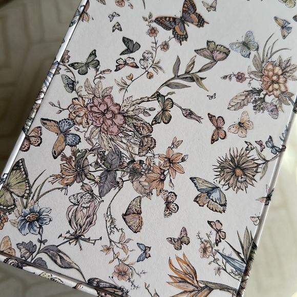 DIOR Collection PRIVEE small butterfly BOX only - Picture 11 of 14